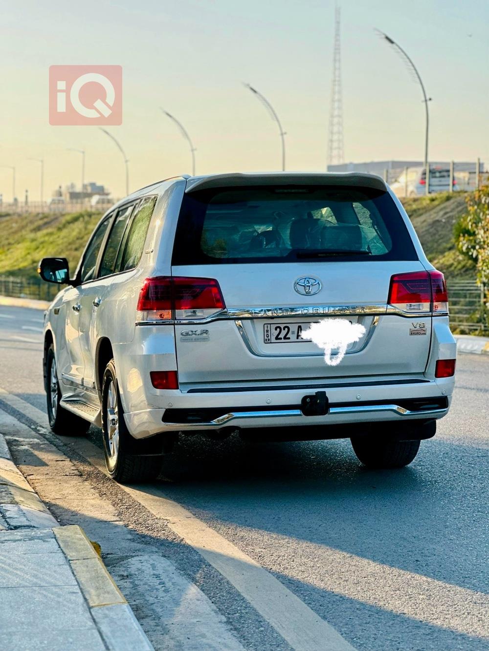Toyota Land Cruiser